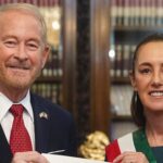 sheinbaum-reune-tercera-vez-embajador-johnson-25072025